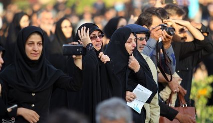 وداع با پیکر شهید محسن حججی در اصفهان + تصاویر