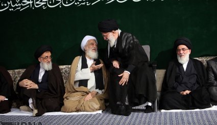 نخستین شب عزاداری ایام شهادت امام حسین (ع) در حضور رهبر معظم انقلاب + تصاویر