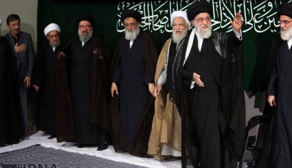 نخستین شب عزاداری ایام شهادت امام حسین (ع) در حضور رهبر معظم انقلاب + تصاویر