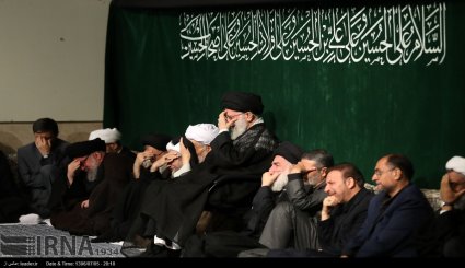 نخستین شب عزاداری ایام شهادت امام حسین (ع) در حضور رهبر معظم انقلاب + تصاویر