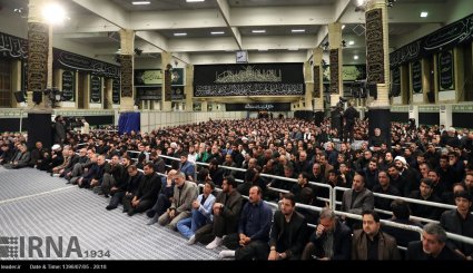 نخستین شب عزاداری ایام شهادت امام حسین (ع) در حضور رهبر معظم انقلاب + تصاویر