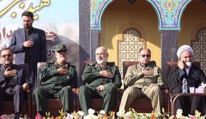 تشییع پیکر شهید محسن حججی در نجف‌آباد + تصاویر
