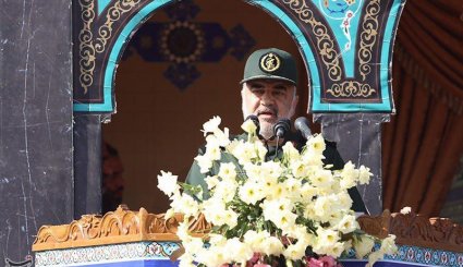 تشییع پیکر شهید محسن حججی در نجف‌آباد + تصاویر
