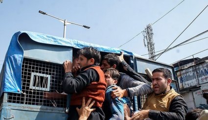 حمله پلیس هند به مراسم عزاداری ماه محرم - کشمیر