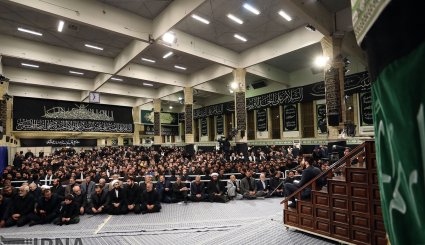 عزاداری شب تاسوعا در حضور رهبر معظم انقلاب