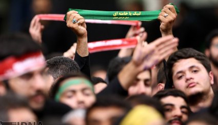 عزاداری شب تاسوعا در حضور رهبر معظم انقلاب