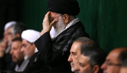 عزاداری شب تاسوعا در حضور رهبر معظم انقلاب