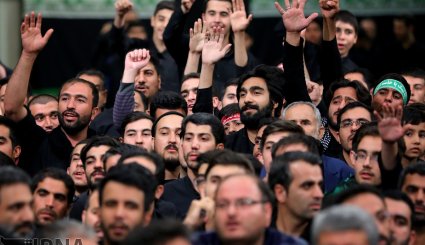 عزاداری شب تاسوعا در حضور رهبر معظم انقلاب