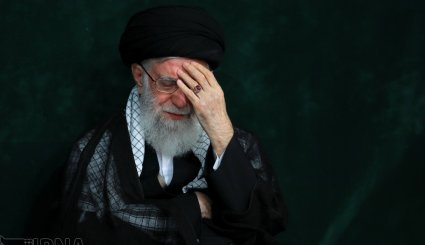 عزاداری شب تاسوعا در حضور رهبر معظم انقلاب