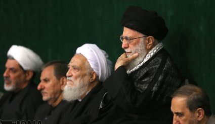 عزاداری شب تاسوعا در حضور رهبر معظم انقلاب
