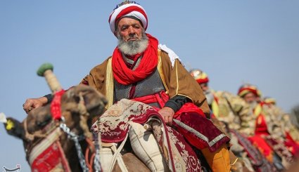 کاروان نمادین ورود به کربلا در خمینی شهر

