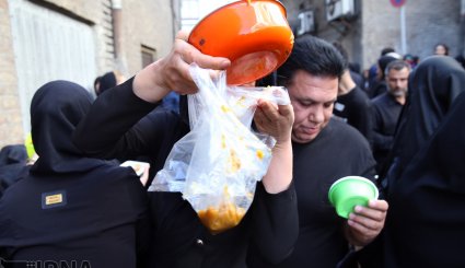 سنت حلوا پزان تهرانی ها در تاسوعا