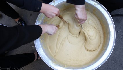 سنت حلوا پزان تهرانی ها در تاسوعا