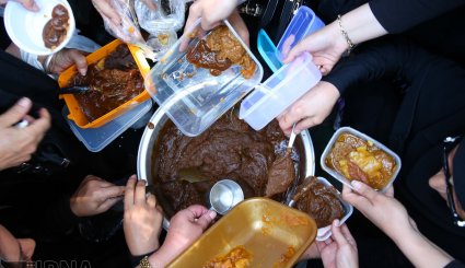 سنت حلوا پزان تهرانی ها در تاسوعا