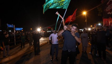 مراسم سوگواری شب تاسوعا در جزیره کیش‎ + تصاویر
