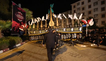 مراسم سوگواری شب تاسوعا در جزیره کیش‎ + تصاویر