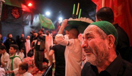 عزاداری شب تاسوعا در کربلای معلی + تصاویر