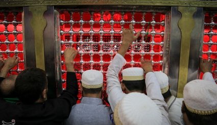 عزاداری شب تاسوعا در کربلای معلی + تصاویر