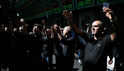 عزاداری تاسوعای حسینی در بازار تهران + تصاویر