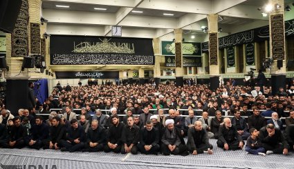 عزاداری شب عاشورا در حضور رهبر معظم انقلاب + تصاویر