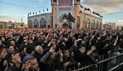 تجمع بزرگ عزاداران تاسوعای حسینی در اردبیل
