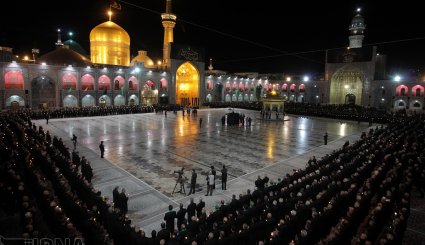 آئین خطبه خوانی شب عاشورا در حرم مطهر رضوی