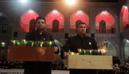 آئین خطبه خوانی شب عاشورا در حرم مطهر رضوی