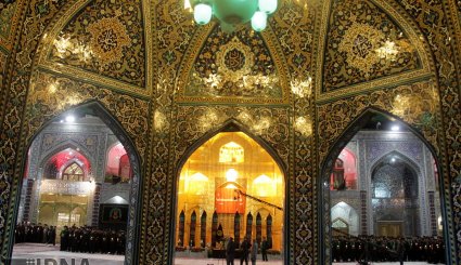 آئین خطبه خوانی شب عاشورا در حرم مطهر رضوی