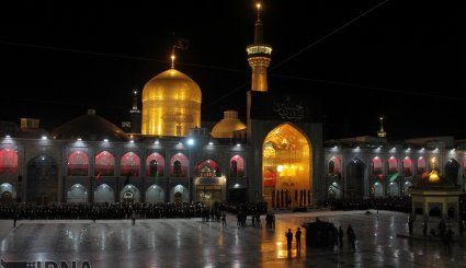 آئین خطبه خوانی شب عاشورا در حرم مطهر رضوی