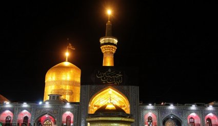 آئین خطبه خوانی شب عاشورا در حرم مطهر رضوی