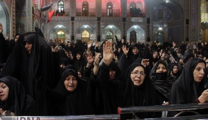 آئین خطبه خوانی شب عاشورا در حرم مطهر رضوی