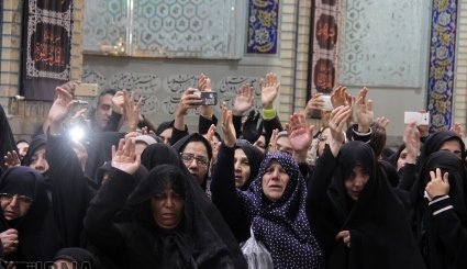 آئین خطبه خوانی شب عاشورا در حرم مطهر رضوی