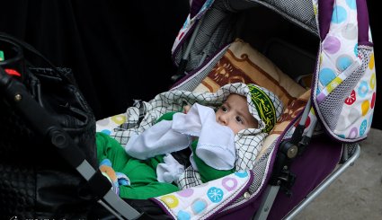 مراسم عزاداری سنتی چارچو گردانی در حسینیه سادات استهبان
