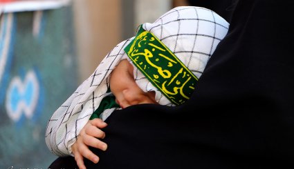 مراسم عزاداری سنتی چارچو گردانی در حسینیه سادات استهبان
