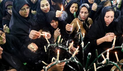 مراسم عزاداری سنتی چارچو گردانی در حسینیه سادات استهبان
