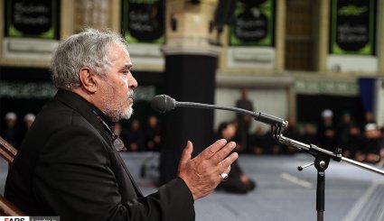 تصاویر مراسم شام غریبان با حضور رهبر معظم انقلاب اسلامی