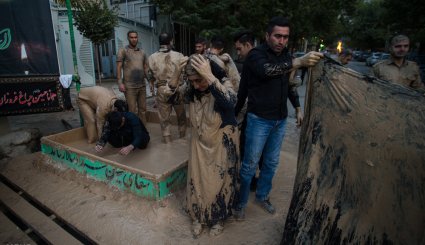 خاکی ترین عزای حسین (ع)