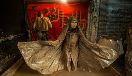 خاکی ترین عزای حسین (ع)