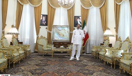 دیدار امیر دریابان شمخانی با ژنرال حلوصی + تصاویر