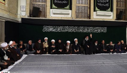 آخرین شب عزاداری ایام محرم در حسینیه امام خمینی ره
