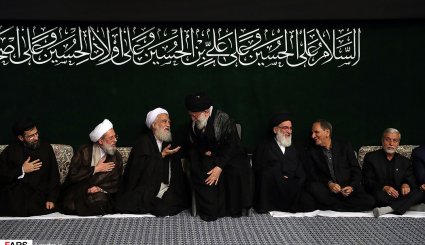 آخرین شب عزاداری ایام محرم در حسینیه امام خمینی ره
