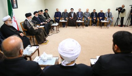 تصاویر دیدار مسئولان و دست‌اندرکاران حج با رهبر انقلاب
