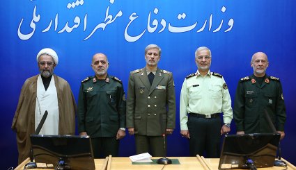 مراسم معارفه جانشین وزیر دفاع
