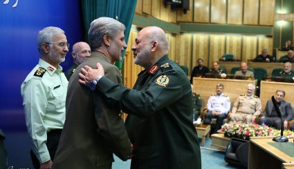 مراسم معارفه جانشین وزیر دفاع
