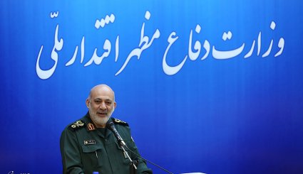 مراسم معارفه جانشین وزیر دفاع

