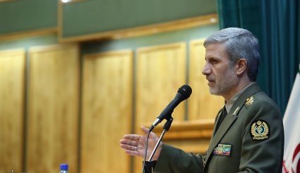 مراسم معارفه جانشین وزیر دفاع
