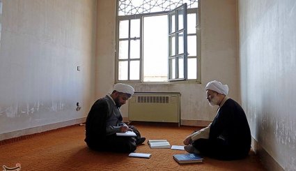 طلاب حوزه های علمیه قم