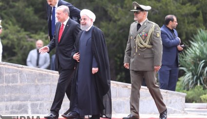 تصاویر استقبال رسمی روحانی از اردوغان