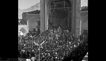 آئین سنتی و مذهبی قالی شویان مشهد اردهال در دهه 40 + تصاویر