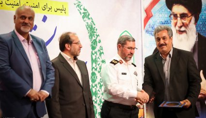 مراسم عملیاتی شدن قانون حمایت از معلولان و نابینایان + تصاویر